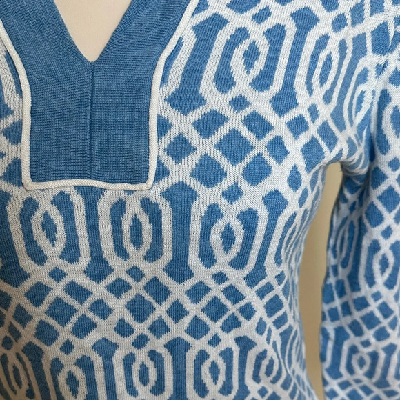J. McLaughlin Blue and White Geometric Tunic - Picture 3 of 4